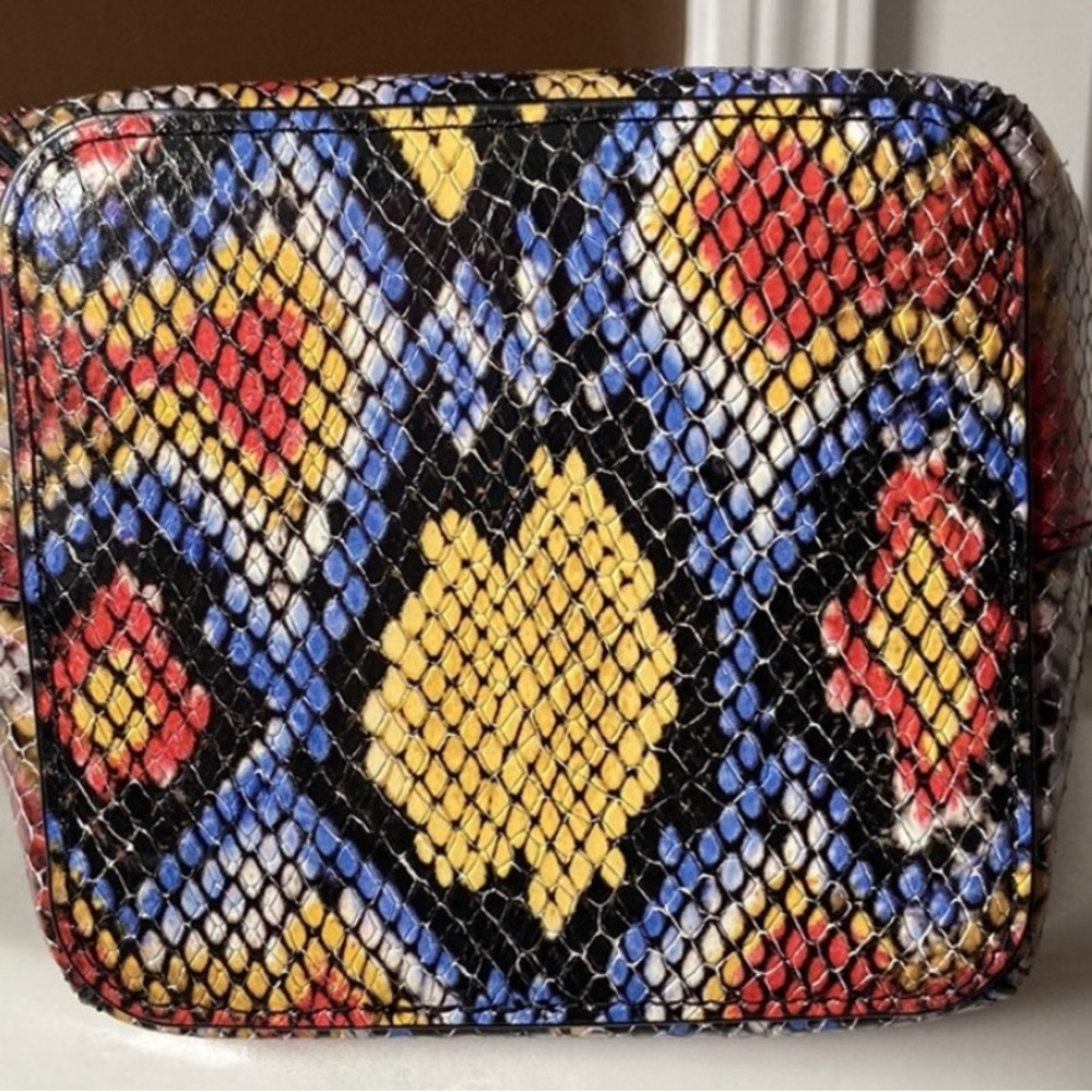 Rebecca Minkoff Multicolor Snake-Print Crossbody Bucket Bag - Picture 3 of 12